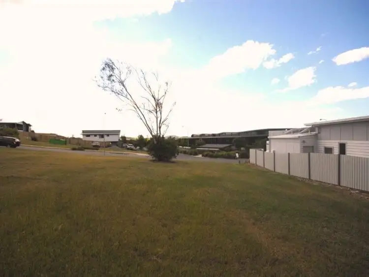 7 Homestead Road, Zilzie QLD 4710