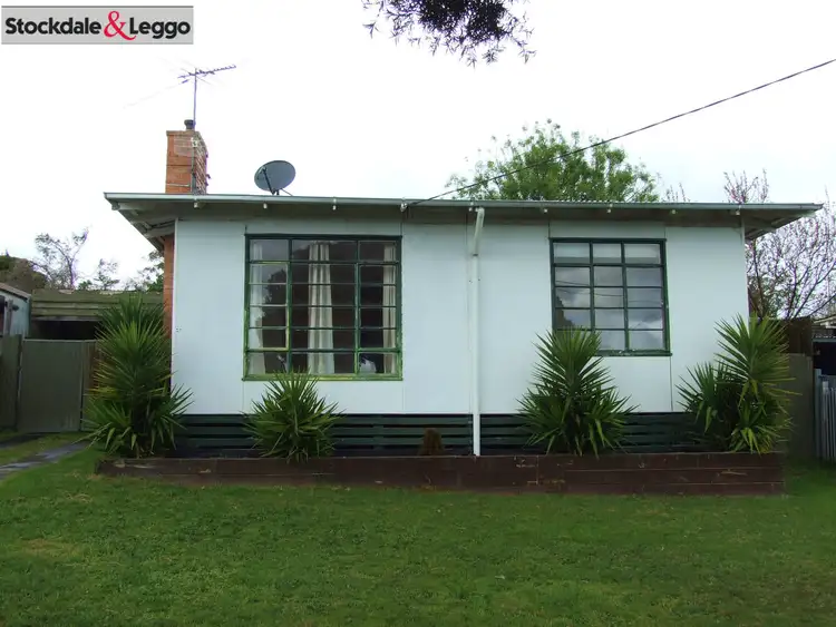 19 Charles Street, Moe VIC 3825