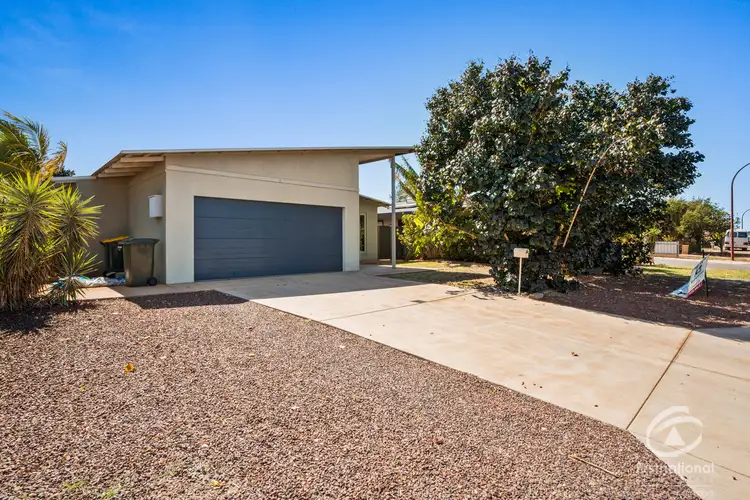 7 Treetop Crescent, Nickol WA 6714