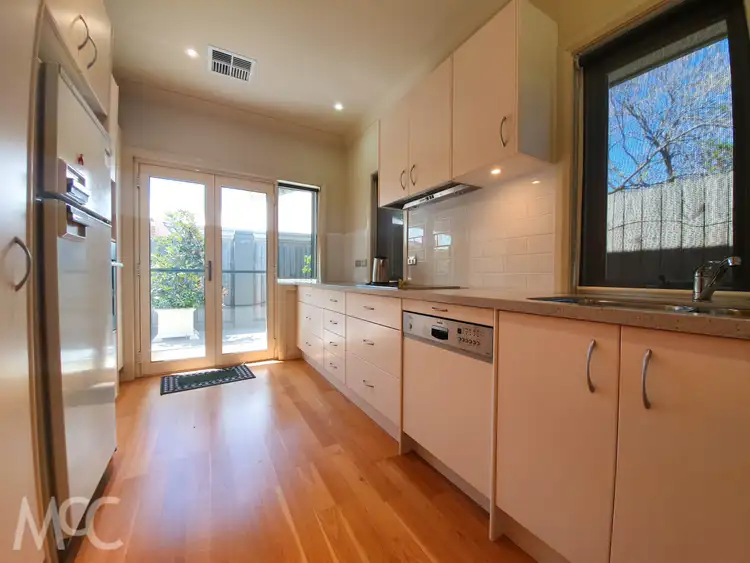 Fifth view of Homely villa listing, 2/38 Sampson Street, Orange NSW 2800