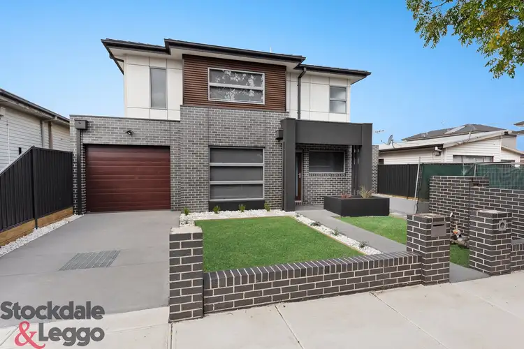 Main view of Homely townhouse listing, 1/28 Scott Avenue, St Albans VIC 3021
