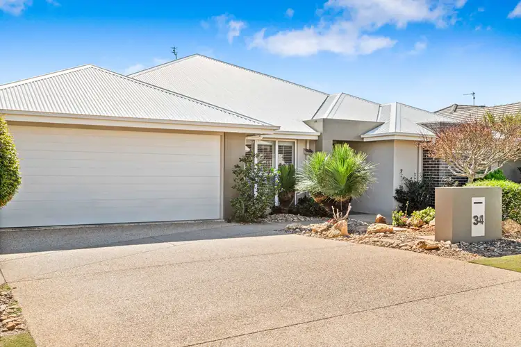 34 Saba Court, Middle Ridge QLD 4350