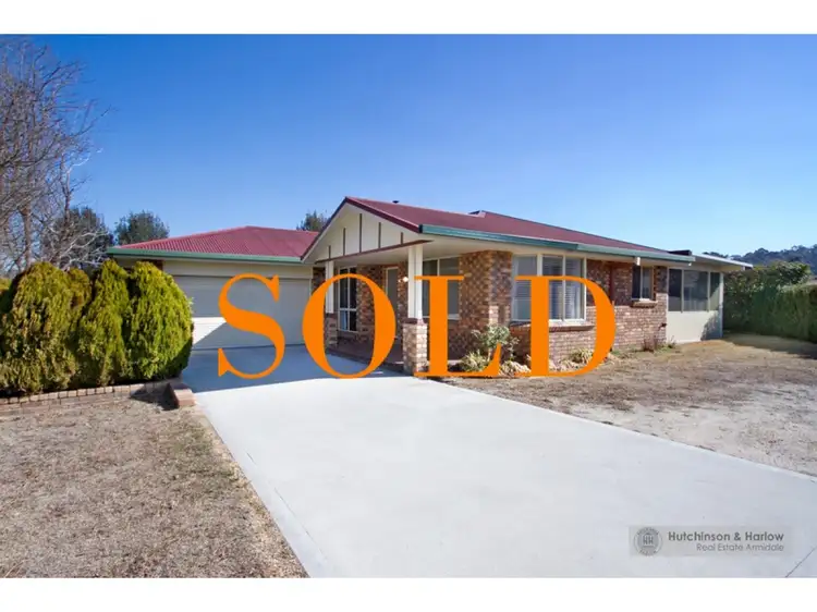1 Ishbell Drive, Armidale NSW 2350