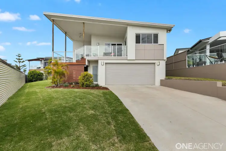 Second view of Homely house listing, 7 Horizon Court, Nikenbah QLD 4655