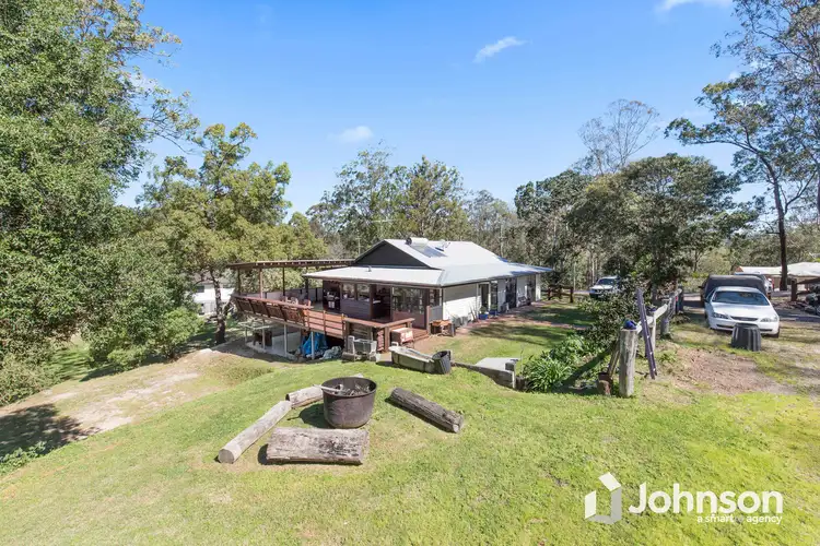 65 Boscombe Road, Brookfield QLD 4069