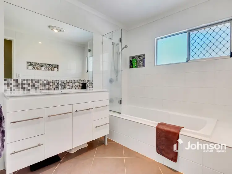 Seventh view of Homely house listing, 4 Cambridge Drive, Alexandra Hills QLD 4161