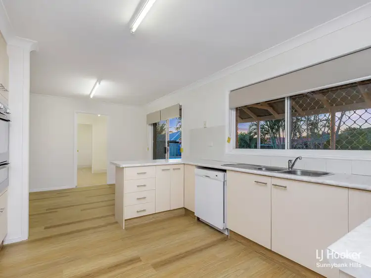 Sixth view of Homely house listing, 5 Glencoe Close, Parkinson QLD 4115