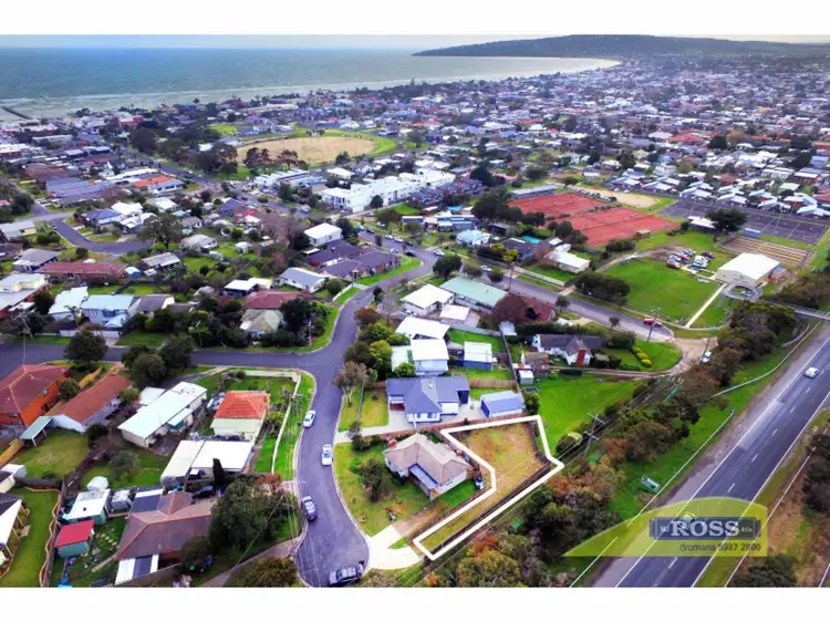 13 Donald Crescent, Dromana VIC 3936