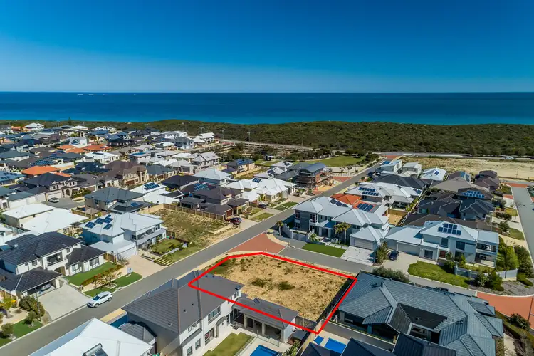 12 Fernando Parkway, Iluka WA 6028