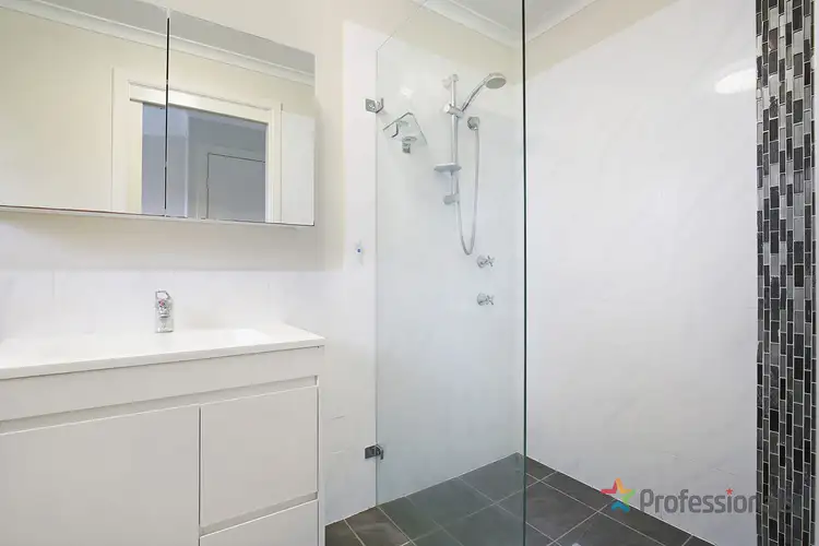 Fifth view of Homely block of units listing, Units 1-6/25-27 Niagara Street, Armidale NSW 2350