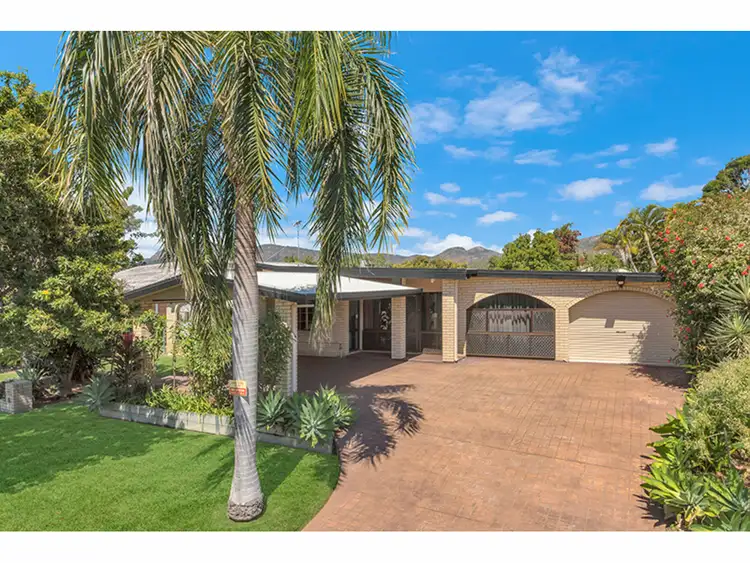 6 Serrano Crescent, Cranbrook QLD 4814