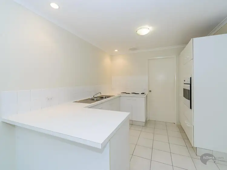 Fifth view of Homely semi-detached listing, 2/5 Elm Court, Labrador QLD 4215