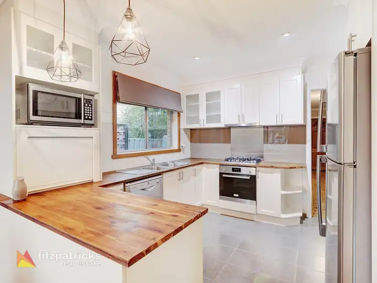 6 Martin Street, Tolland NSW 2650