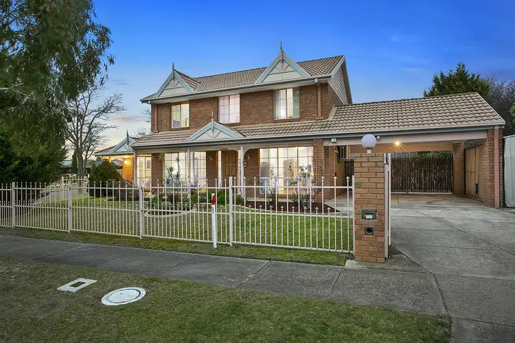2 Flying Star Walk, Skye VIC 3977