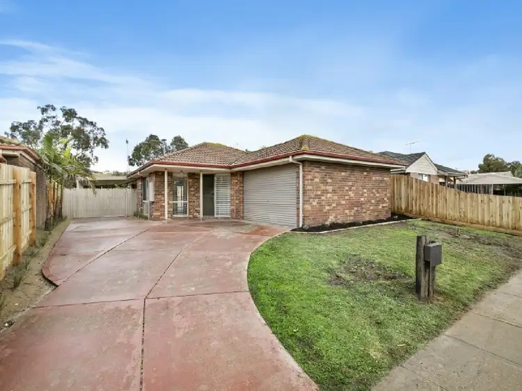 8 Clairmont Close, Somerville VIC 3912