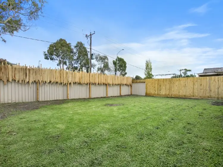 Sixth view of Homely house listing, 8 Clairmont Close, Somerville VIC 3912