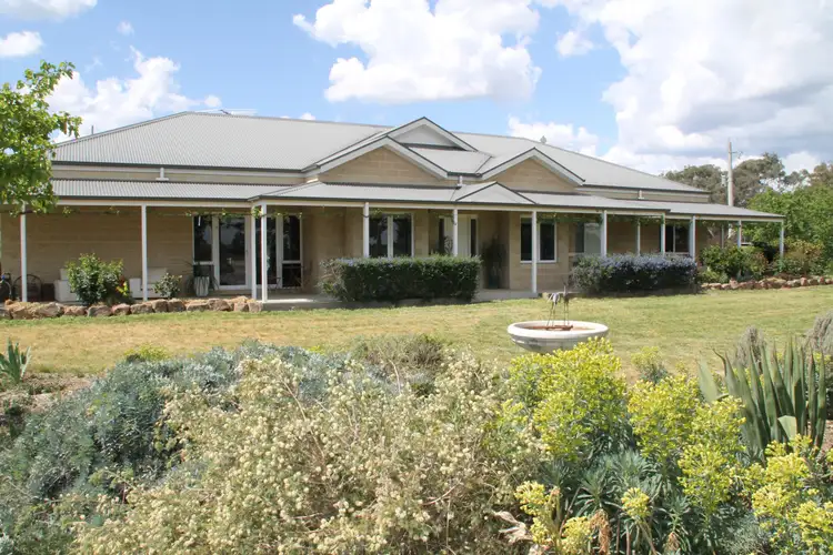 616 Carraragarmungee Estate Road, Byawatha VIC 3678
