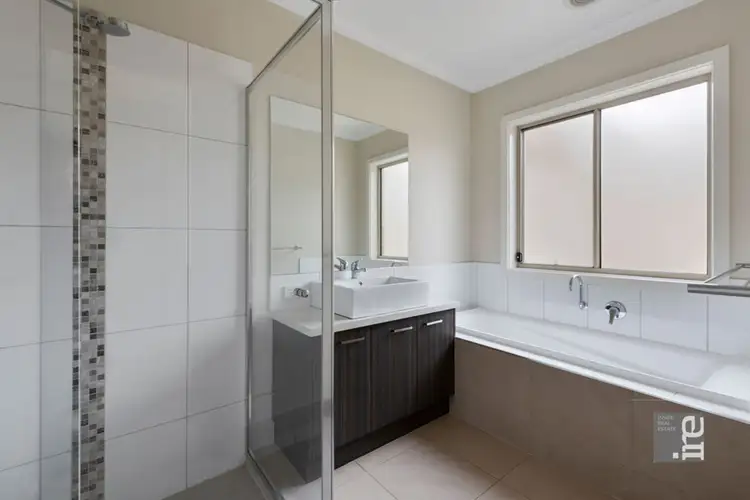 Fifth view of Homely house listing, 9 Joyce Way, Wangaratta VIC 3677