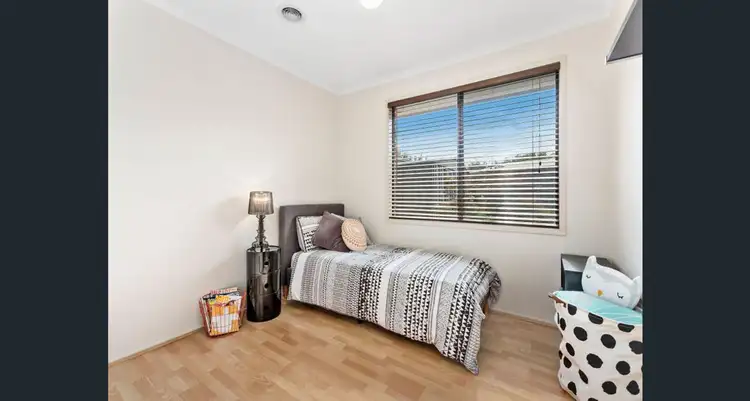 Sixth view of Homely house listing, 8 Moloney Court, Berwick VIC 3806
