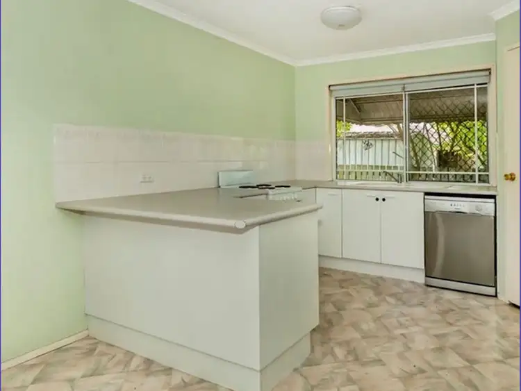 3 Troy Close, Edens Landing QLD 4207