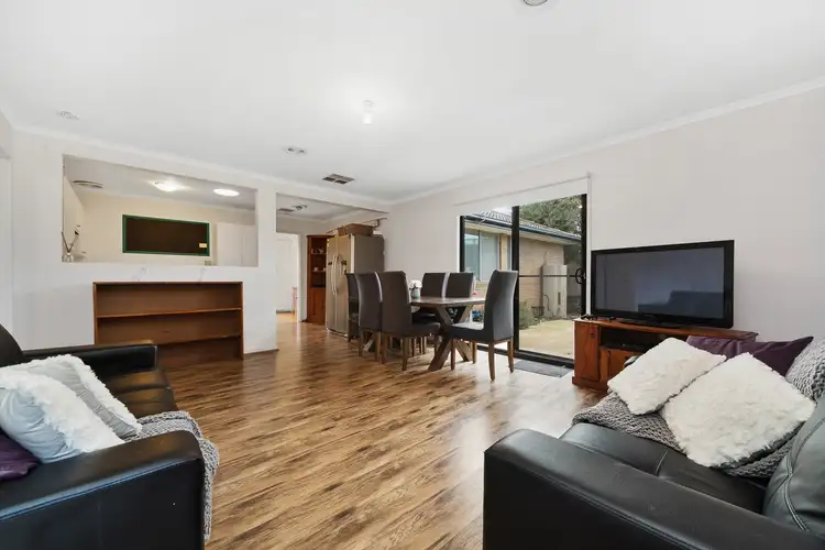 Third view of Homely house listing, 2 Anton Court, Frankston VIC 3199