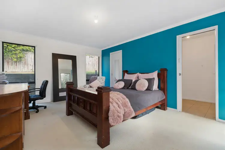 Fifth view of Homely house listing, 2 Anton Court, Frankston VIC 3199
