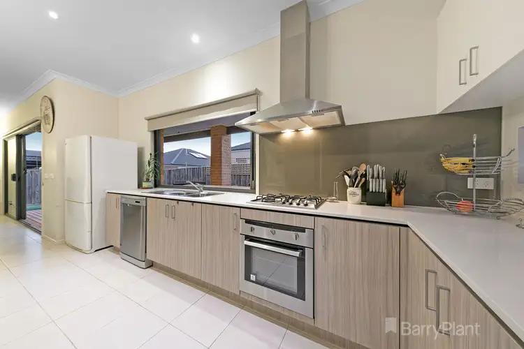 Second view of Homely house listing, 7 William Crt, Officer VIC 3809