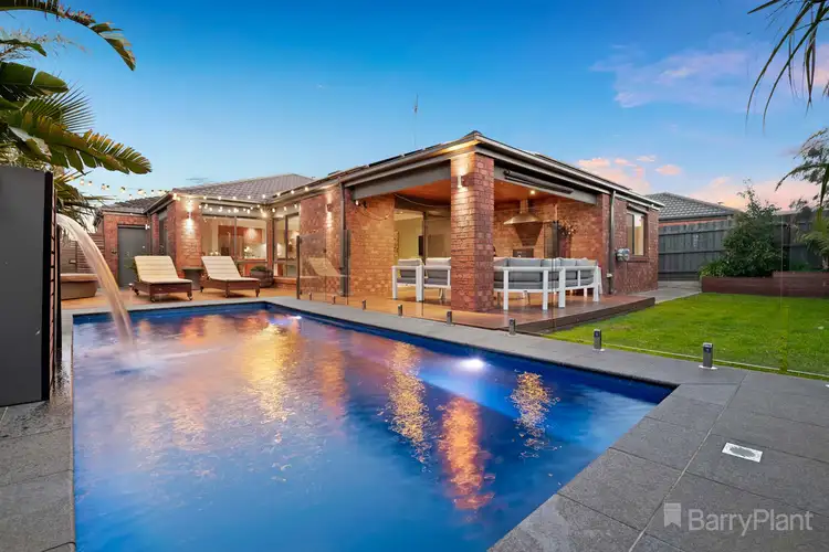 7 Caropepe Avenue, Pakenham VIC 3810