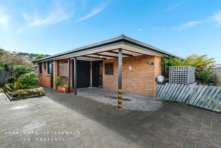 4/16 Luttrell Avenue, Bellerive TAS 7018