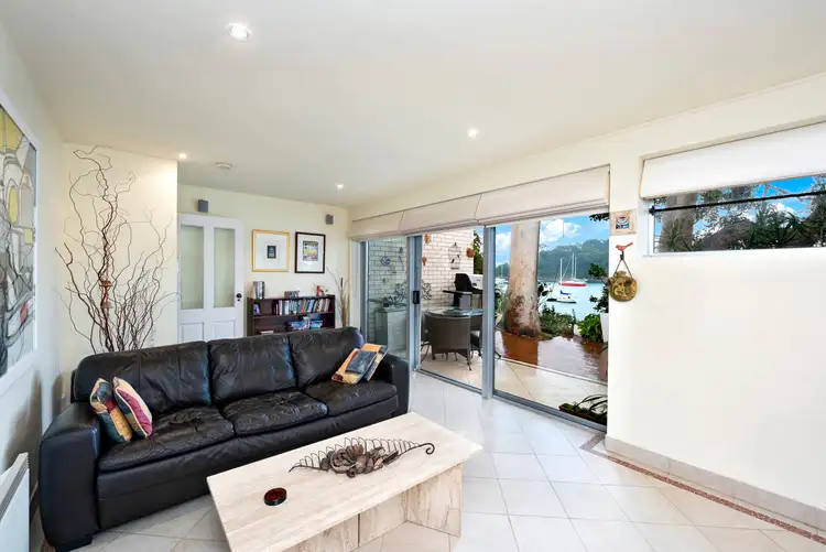 Third view of Homely apartment listing, 8/8 Munro Street, Mcmahons Point NSW 2060