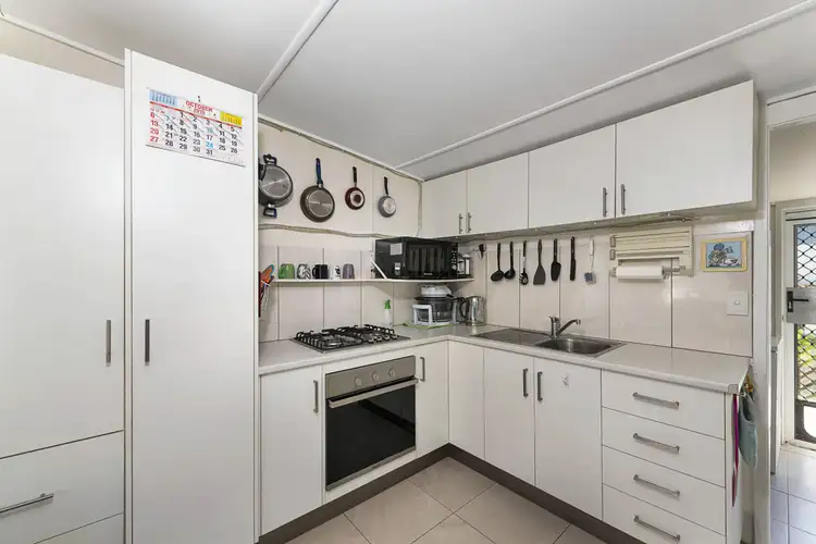 4/77 Avoca Street, Millbank QLD 4670