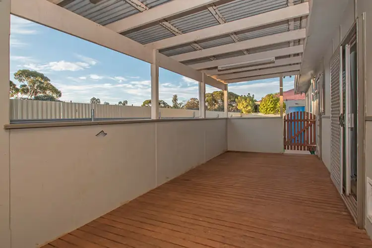 Fifth view of Homely house listing, 2/118 Addis Street, Lamington WA 6430