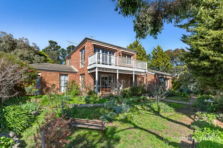2 Old Mornington Road, Mount Eliza VIC 3930