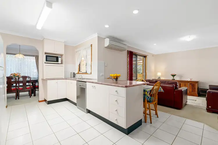 Sixth view of Homely house listing, 5 Alison Court, Sale VIC 3850