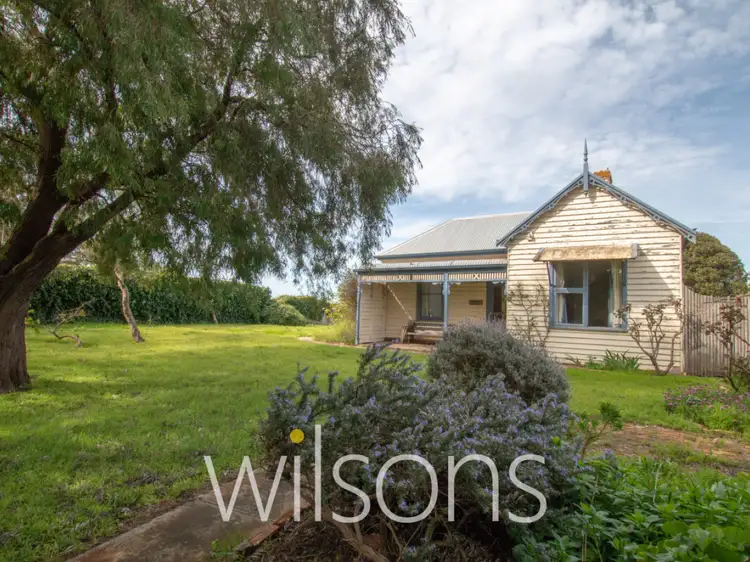 99 Princes Highway, Port Fairy VIC 3284