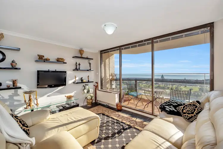 Sixth view of Homely unit listing, 30/6A Valley Road, Halls Head WA 6210