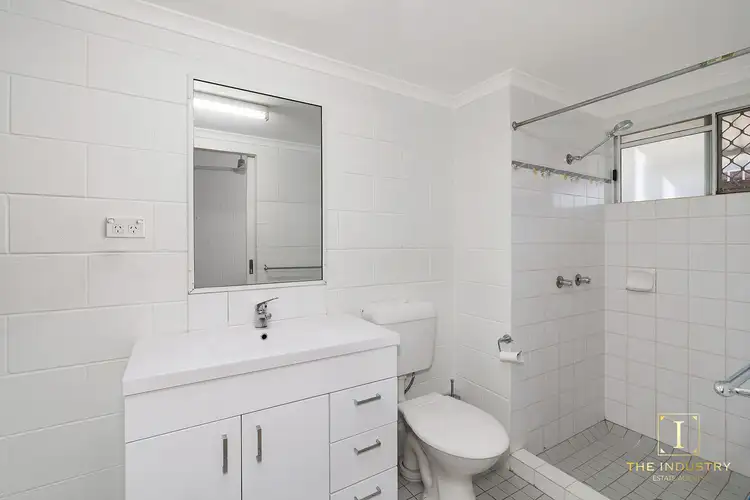 Fifth view of Homely apartment listing, 3/374 Severin Street, Parramatta Park QLD 4870