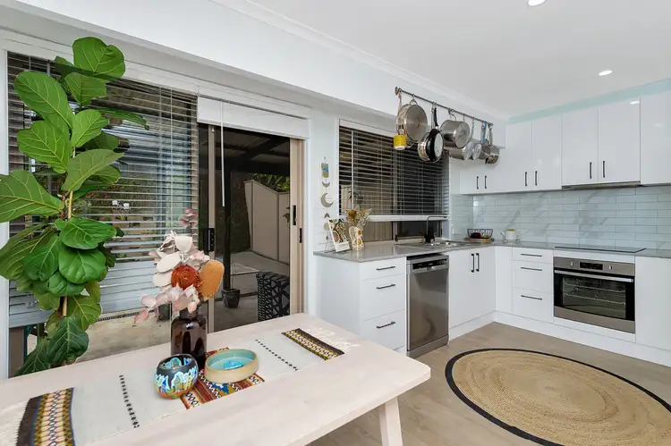 Fourth view of Homely semi-detached listing, 2/5 Gable Street, Oxenford QLD 4210