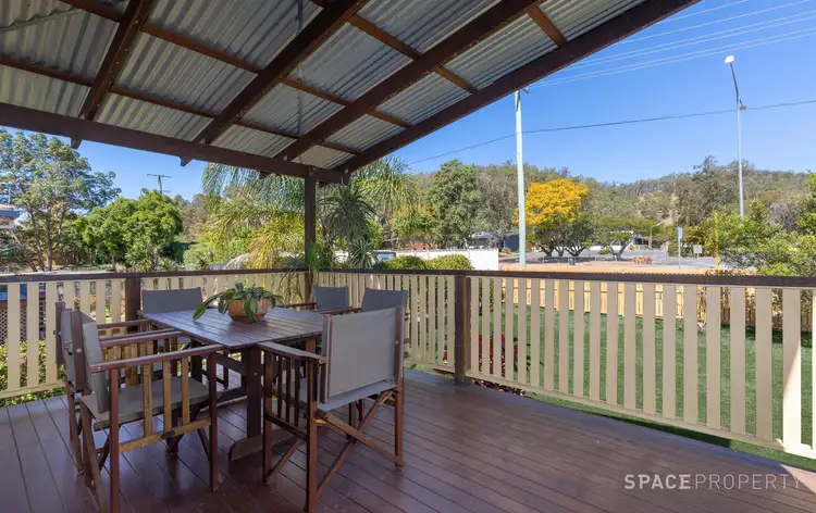 8 Satinay Street, Keperra QLD 4054