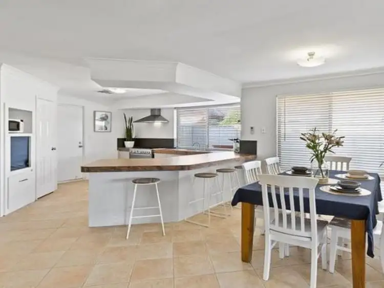 Fifth view of Homely house listing, 3 Woodside Way, Broadwater WA 6280