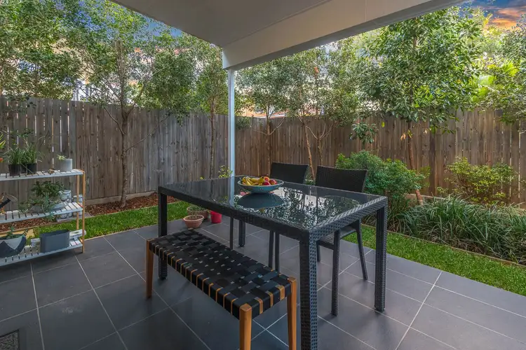 5/106-110 Pembroke Street, Carina QLD 4152