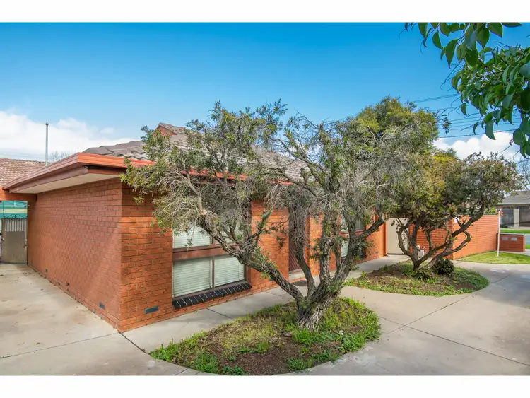 1 & 2/211 St Georges Road, Shepparton VIC 3630