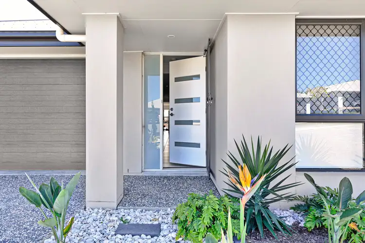 11 Mariette Street, Harristown QLD 4350