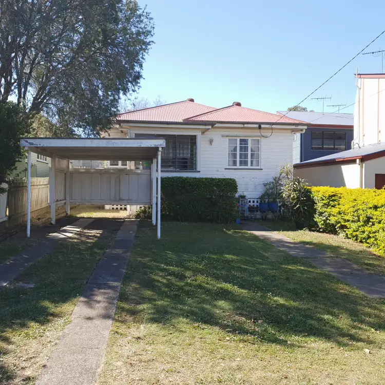 27 Dinmore Street, Moorooka QLD 4105