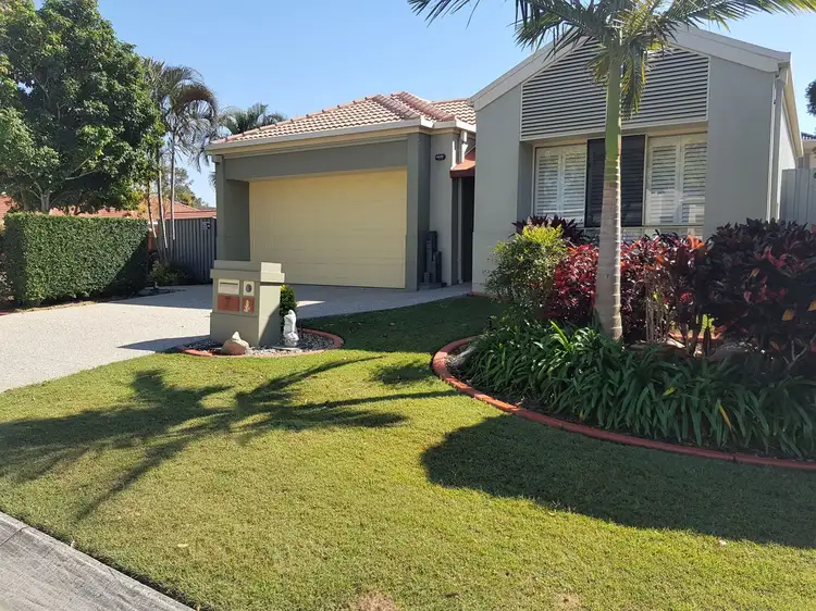 7 Peachtree Close, Carindale QLD 4152