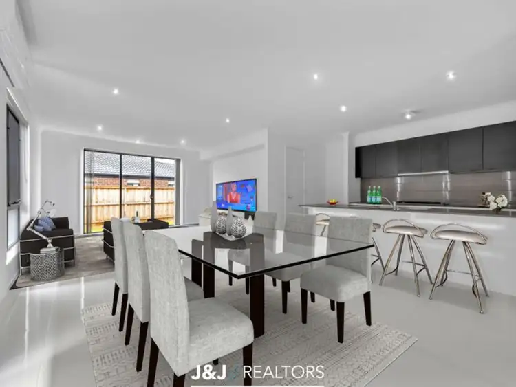 Sixth view of Homely house listing, 5 Annello Way, Clyde VIC 3978