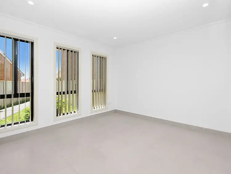Fifth view of Homely house listing, 14 Kearns Place, Horningsea Park NSW 2171