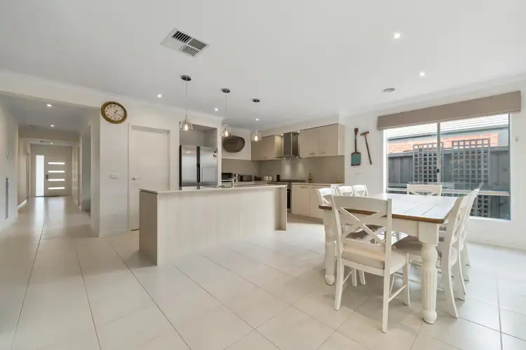 Third view of Homely house listing, 8 Ravenhurst Circuit, Cranbourne North VIC 3977