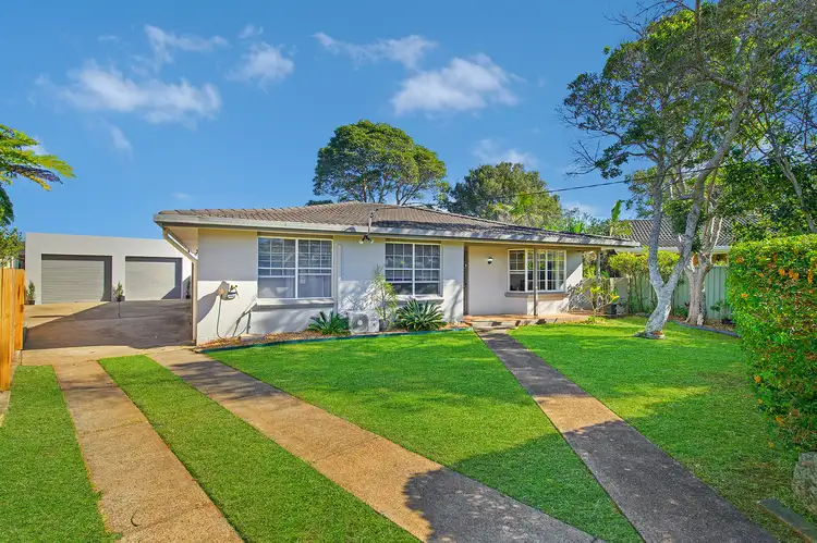 11 Camira Close