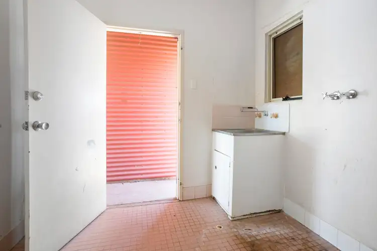 Seventh view of Homely house listing, 5 Fabling Court, Baynton WA 6714